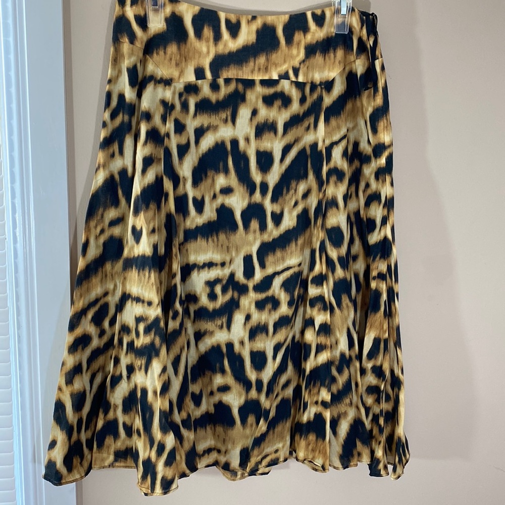 Jones New York leopard print skirt